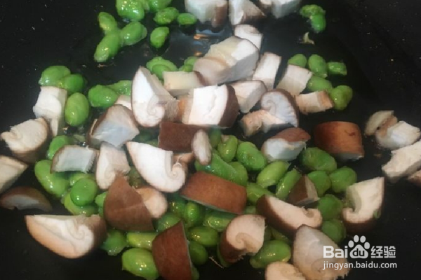 莲藕肉丁的做法