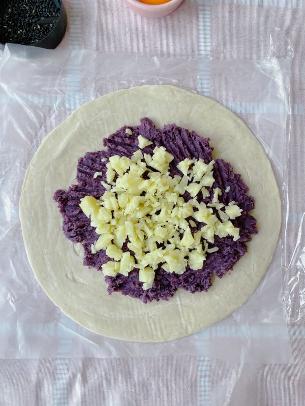 爆浆拉丝紫薯芝士饼