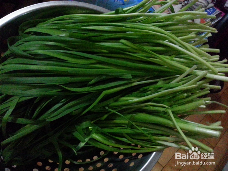 韭菜鸡蛋烙饼的做法