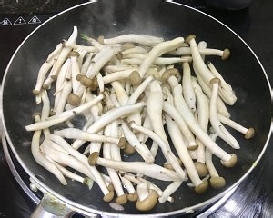 教你怎么做香椿蚝油拼蟹味菇