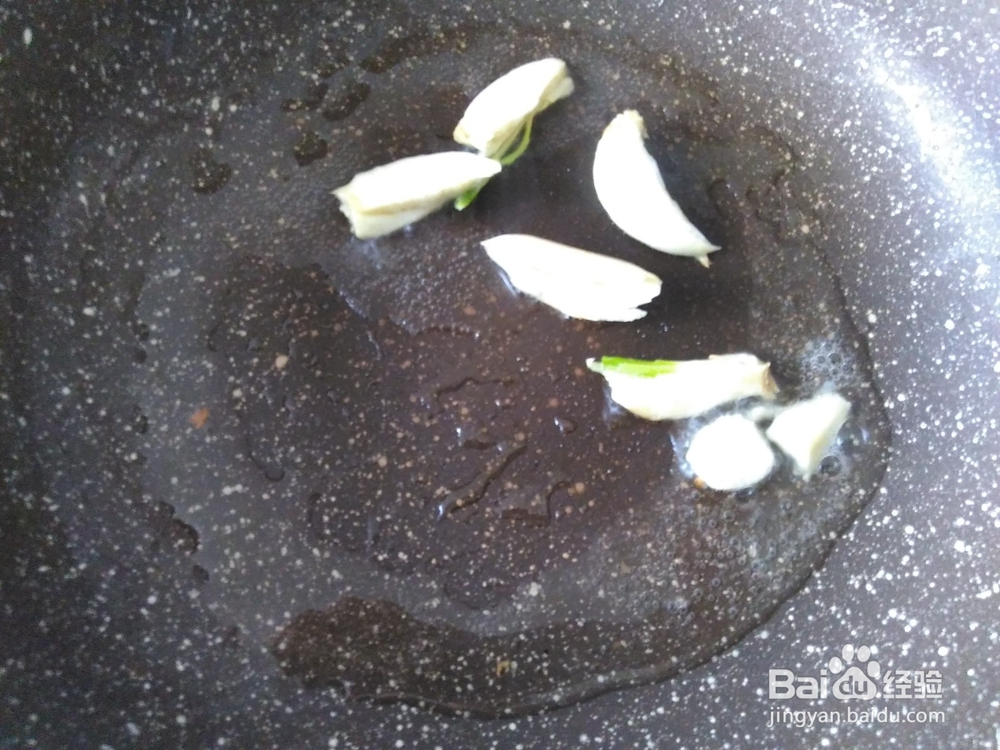 娃娃菜肉丝炒粉利的做法