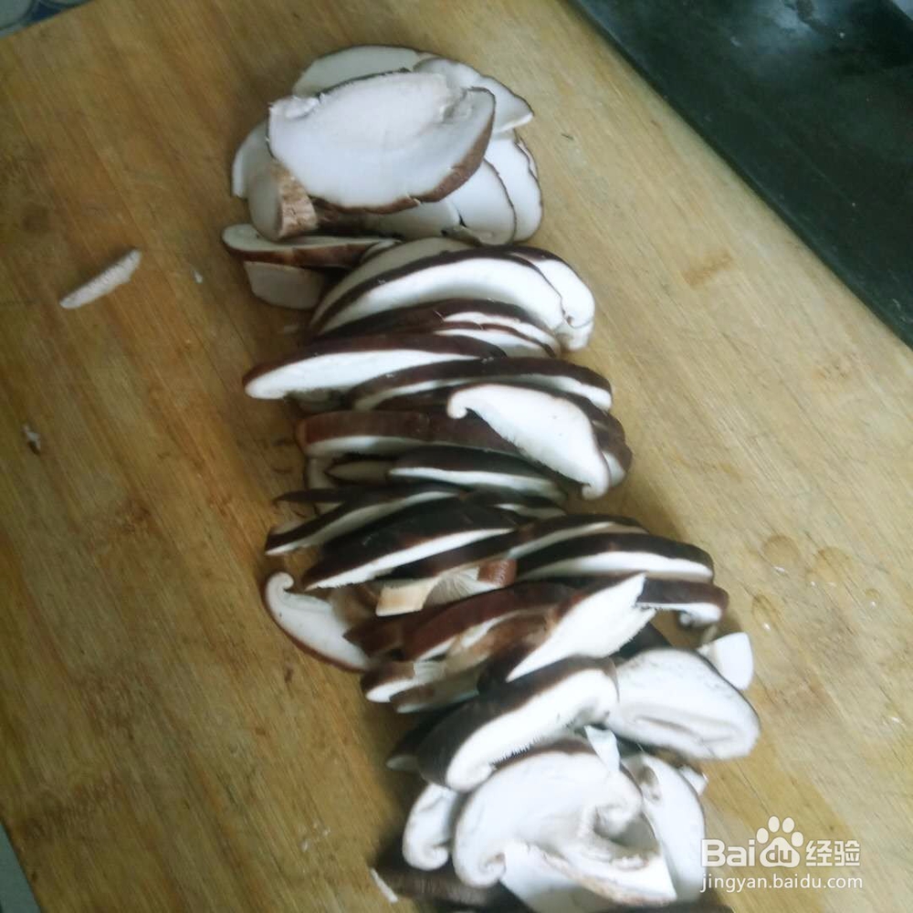 油菜炒鲜菇家庭做法