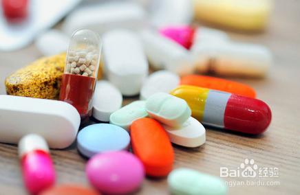 如何学会看病常识药品说明看仔细别让治病变看病