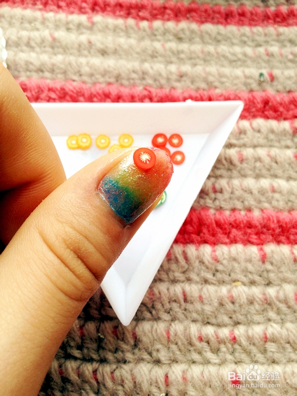 DIY美甲教程----彩虹渐变色
