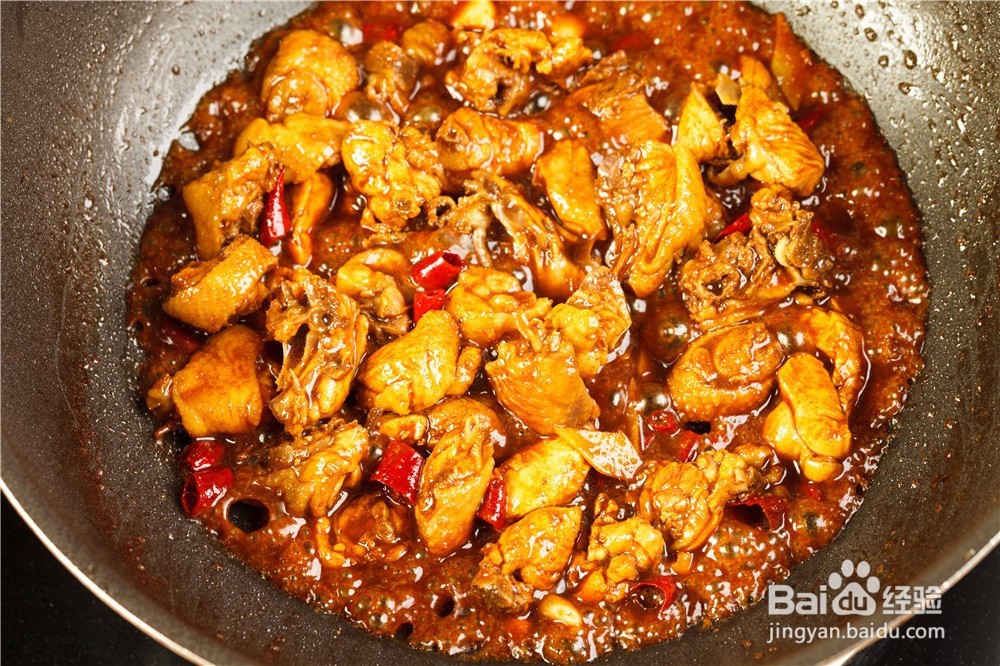 逛食记丨滑嫩爽脆的农家锅巴鸡,就是这么别致