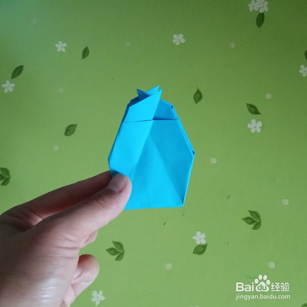 儿童智力手工制作方法:如何做美丽的花瓶收纳盒