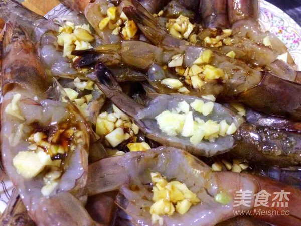 蒜蓉粉丝蒸虾