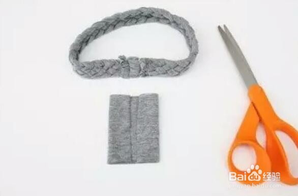 怎么用旧体恤制作发箍
