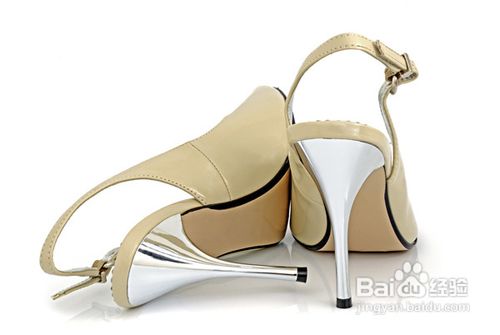 重姿态更重质量：高跟鞋选购12招