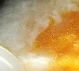 家煮香稠柿子粥的小窍门