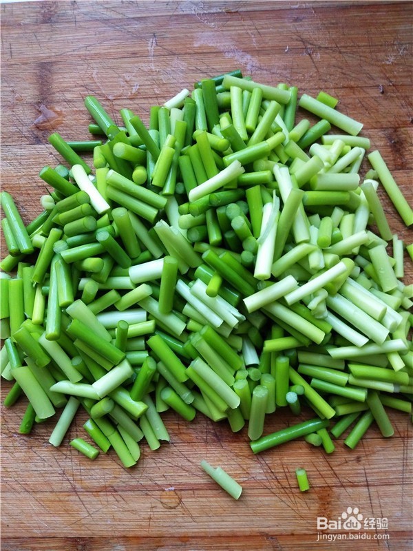 腌蒜苔的家常做法?