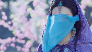 如何制作闪白效果