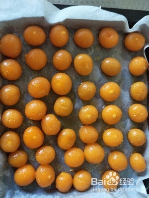 蛋黄豆沙月饼的做法
