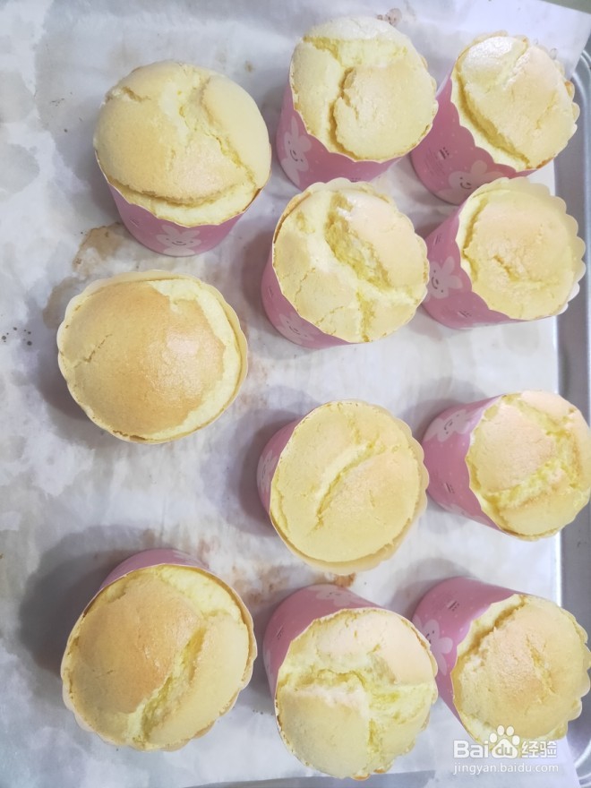 松软的纸杯蛋糕的做法