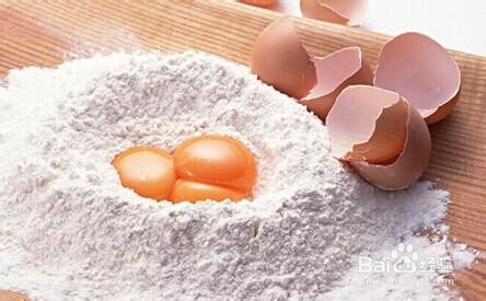 怎样去黑头收缩毛孔？自制去黑头收缩毛孔面膜