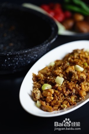 怎么做鹅肝鸡粒炒饭