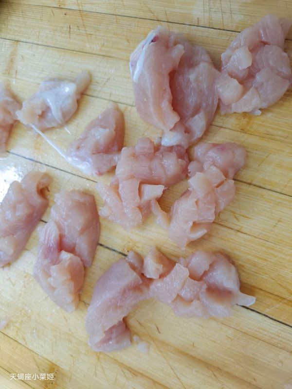 酱香肉段烧茄子