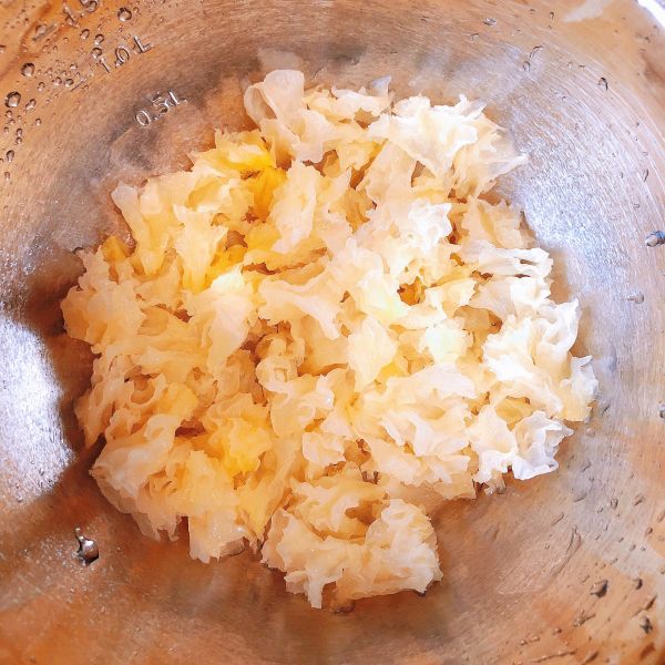 海盐花生银耳杂拌