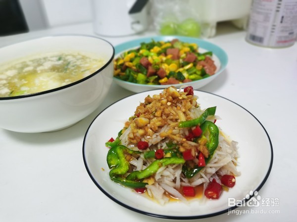 凉拌藕丝的做法