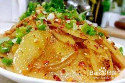 像锅巴土豆一样的香辣土豆片做法