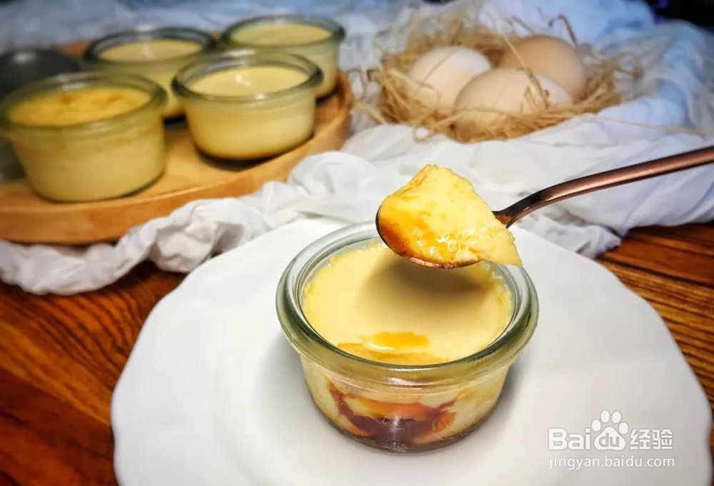 手工烘焙嫩滑焦糖布丁甜品