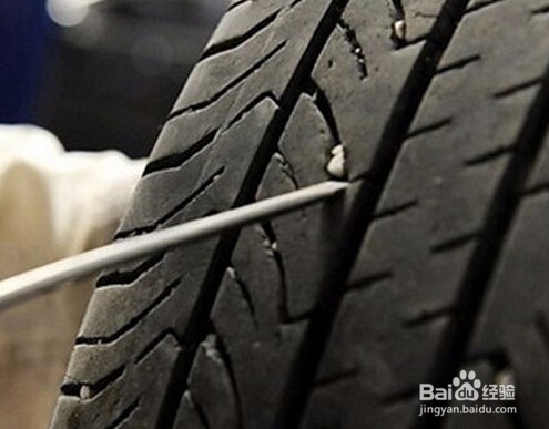 如何注意轮胎使用期限？