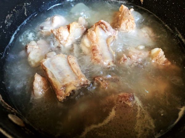 豆角土豆炖排骨