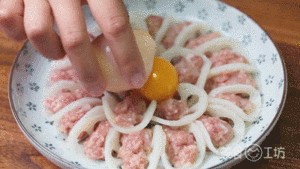 健康养生佳品莲藕蒸肉的做法