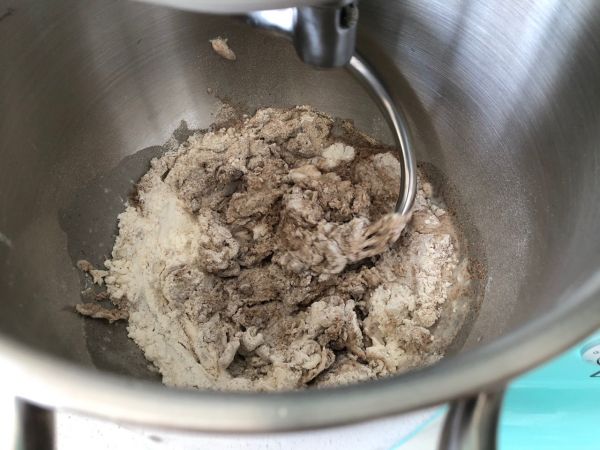 一次性发酵亚麻籽黑麦面包