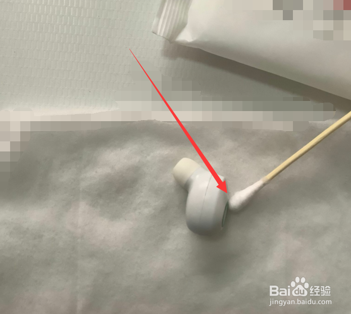 蓝牙耳机怎么清理污垢