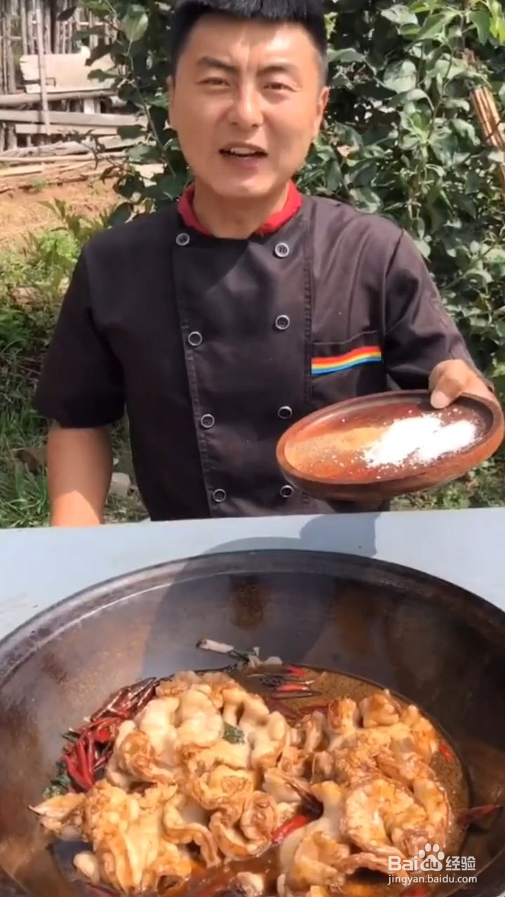 超级好吃的红烧鸡冠油要怎样做