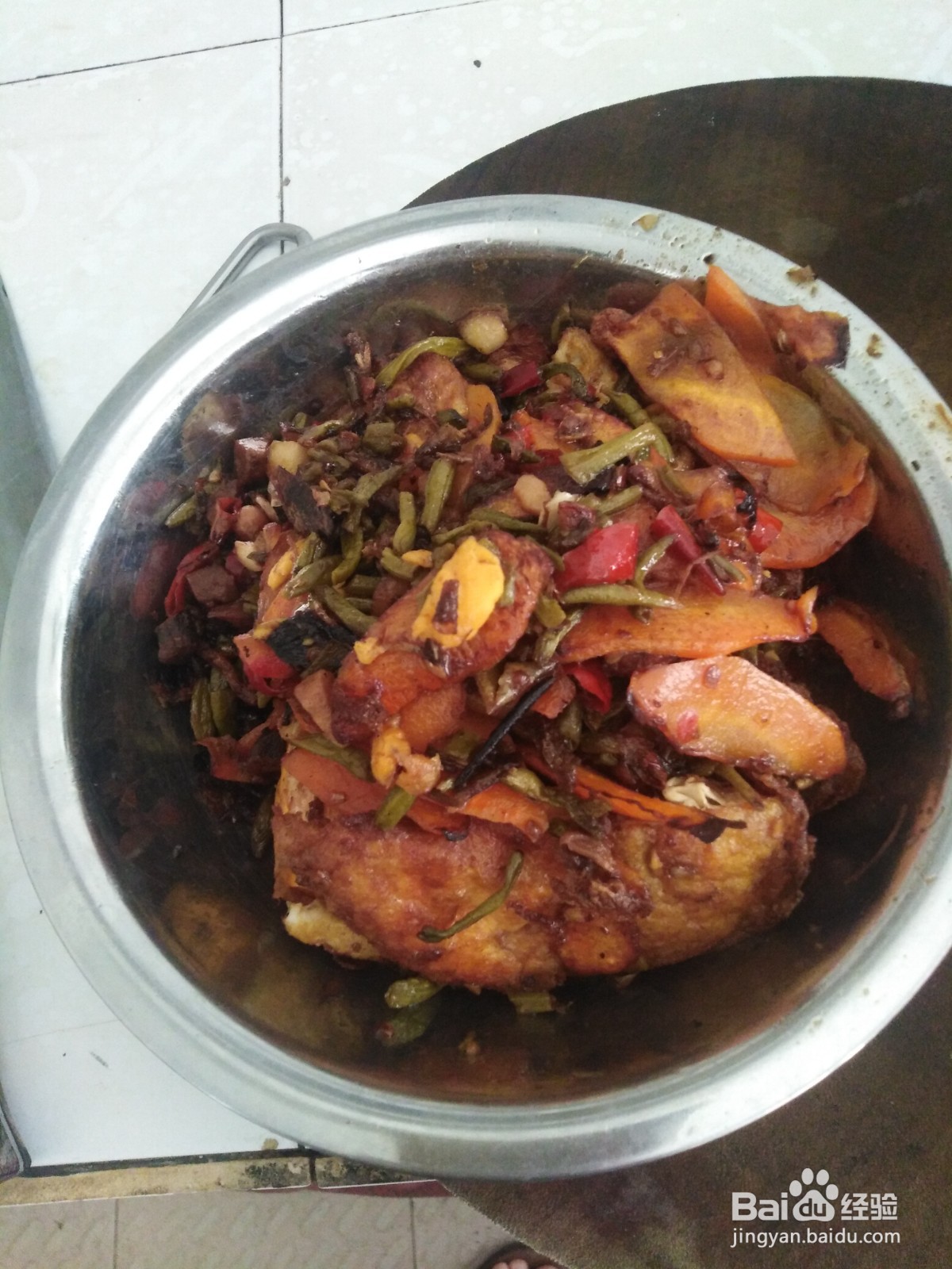 煎鸭蛋如何炒酸豆角？