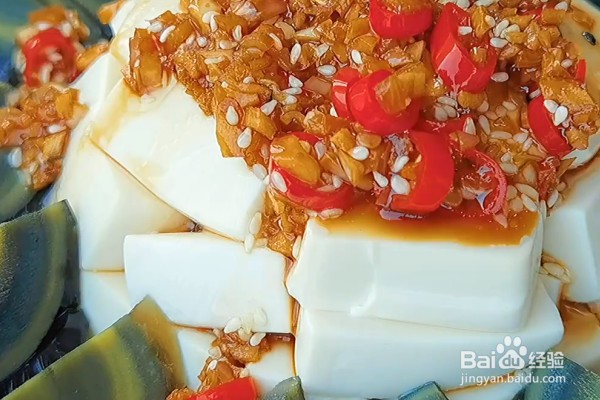 如何凉拌皮蛋豆腐