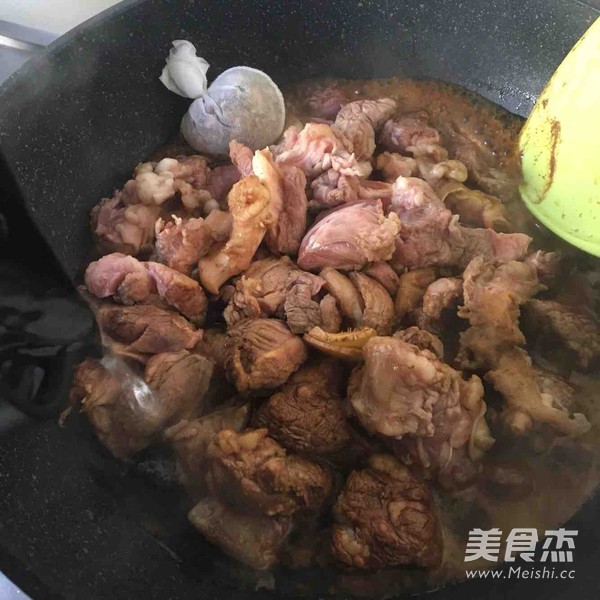 五香牛腩的做法