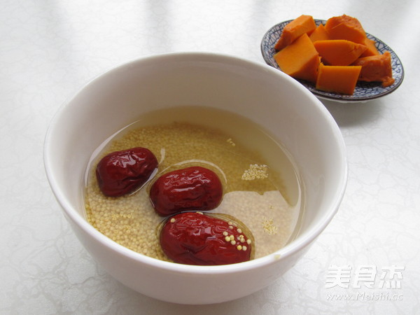 南瓜小米粥的做法