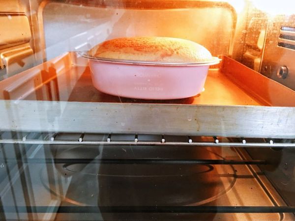 椰蓉海绵KT蛋糕