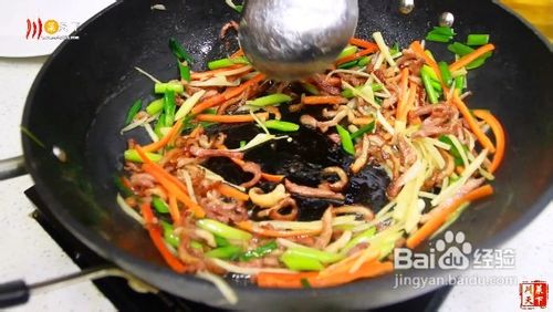 仔姜爆鸭丝的做法