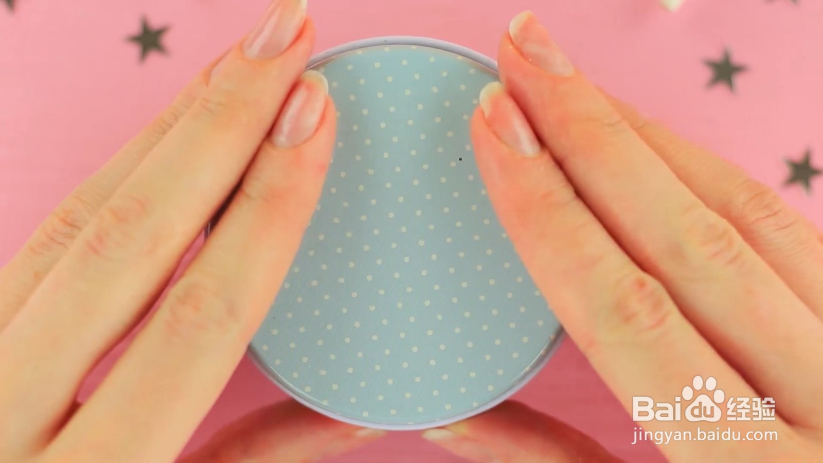 怎样制作漂亮的彩虹散粉盒？