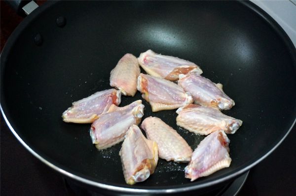 喼汁酸甜酱鸡翅