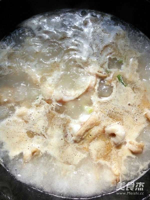 鲜香味美的炖鮰鱼