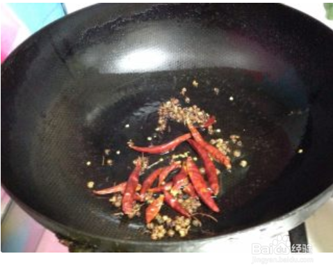 制作麻辣仔鸡