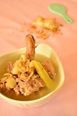 玉竹沙参鸭腿汤