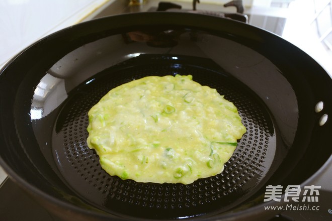 西葫芦鸡蛋软饼-10分钟轻松做早餐