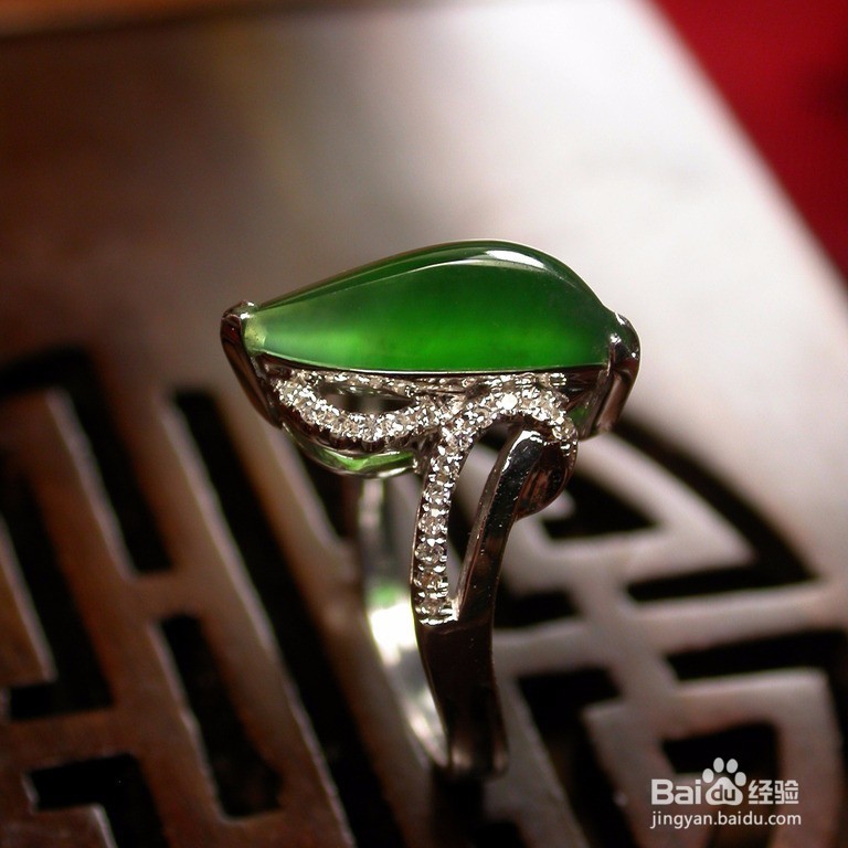 国色天承为您解析如何保养翡翠