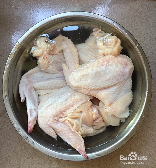 如何做出好吃的泰式香辣风味鸡翅