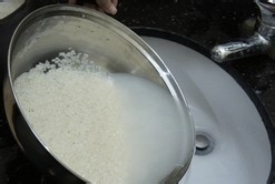 怎么让电饭锅煮的米饭更好吃