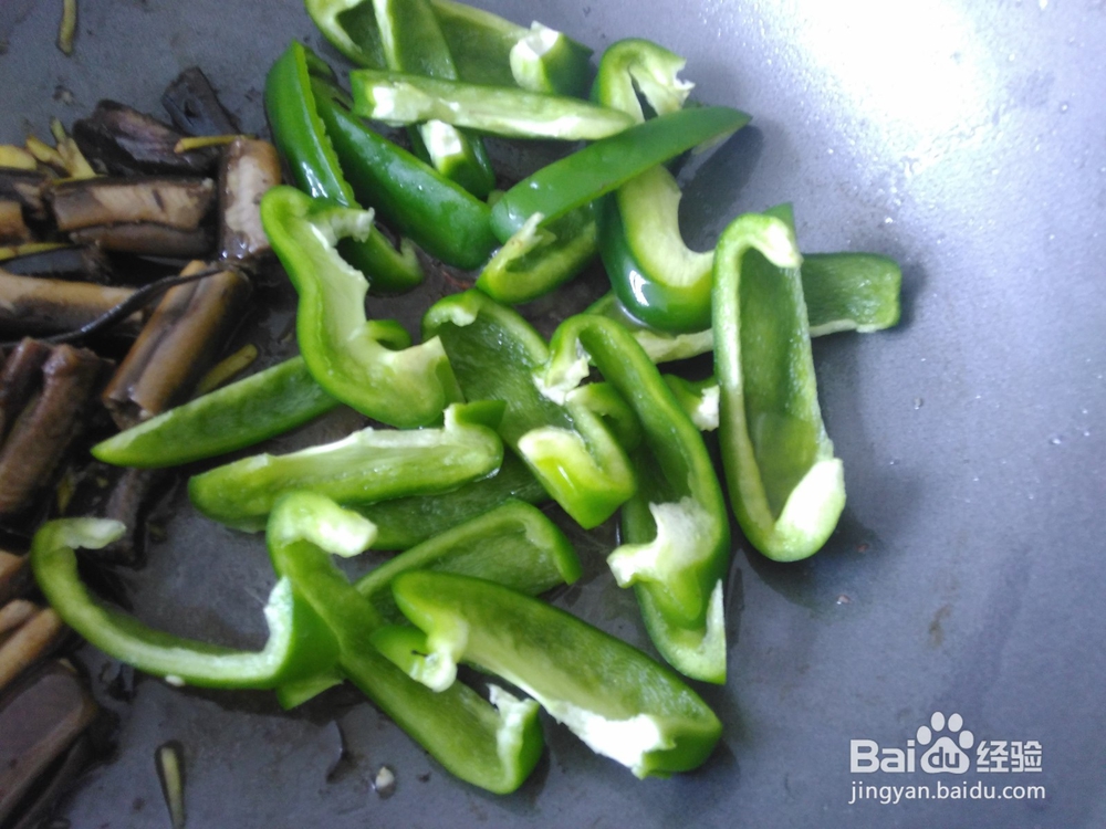 浓香好吃的甜椒爆黄鳝的做法