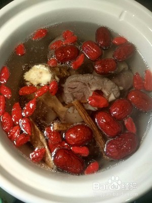 食补养生补血补气羊肉汤的做法