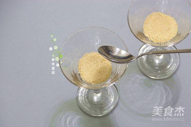 冻干黄桃手指饼木糠杯