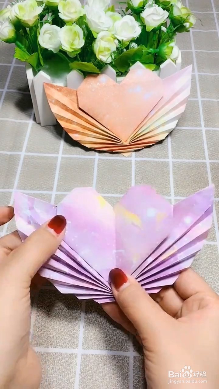 如何用折纸制作天使的翅膀